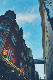 伦敦路,穿越历史与现代的时光之旅